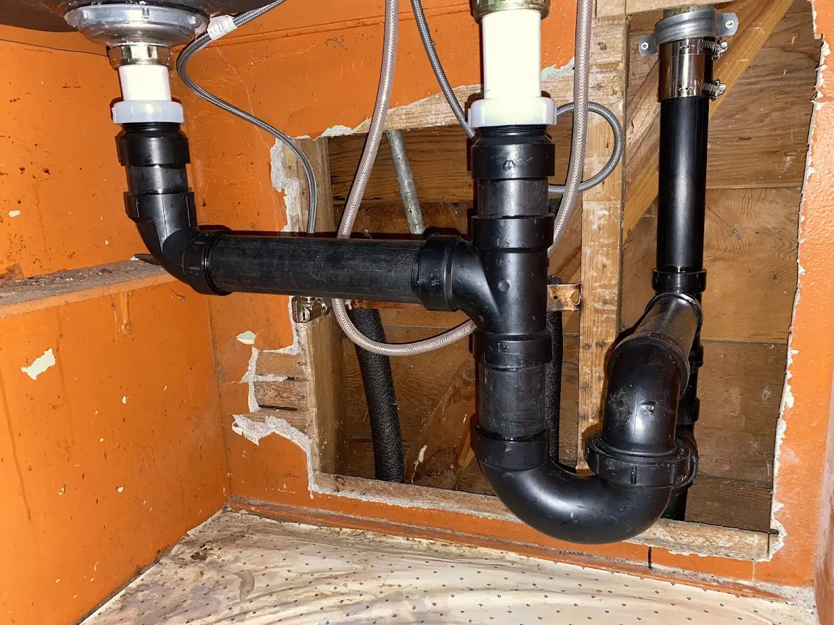 Professional Pipe Bursting equipment and tools on the job in Bastrop